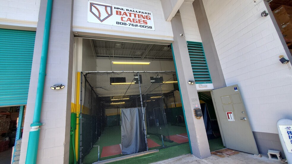 Primary Photo Of 2290 Alahao Pl, Honolulu Warehouse For Lease