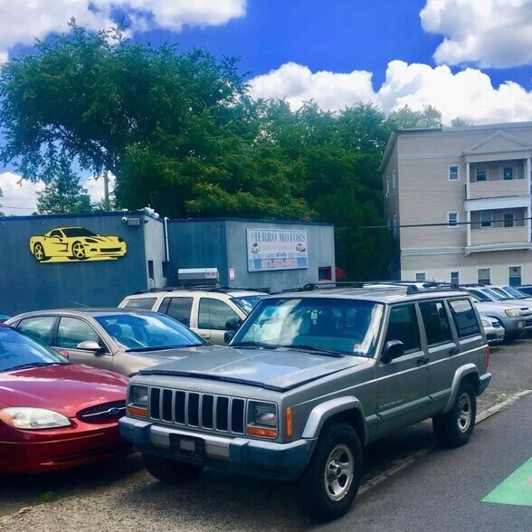 More Photos Of 467 Marshall St, Paterson Auto Repair For Sale