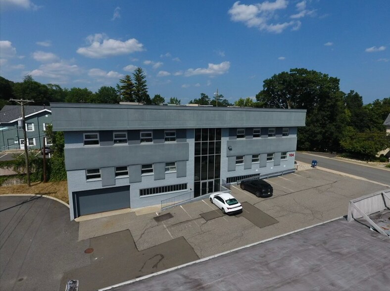 Primary Photo Of 104 Chestnut St, Ridgewood Medical For Lease