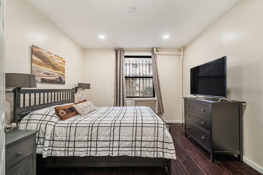 More Photos Of 596 W 152nd St, New York Apartments For Sale
