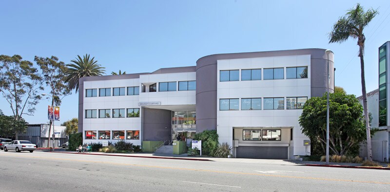 More Photos Of 12304 Santa Monica Blvd, Los Angeles Loft Creative Space For Lease