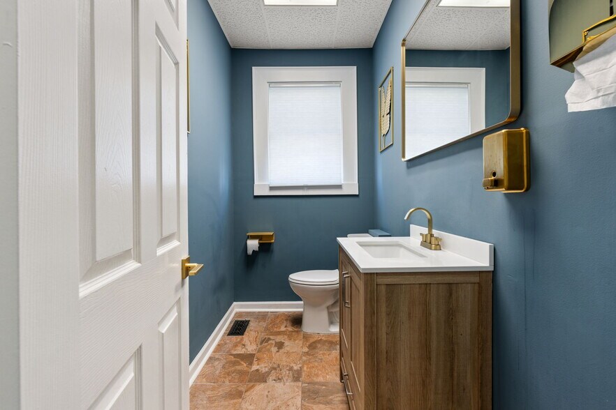 More Photos Of 187-189 N Main St, Milltown Medical For Sale