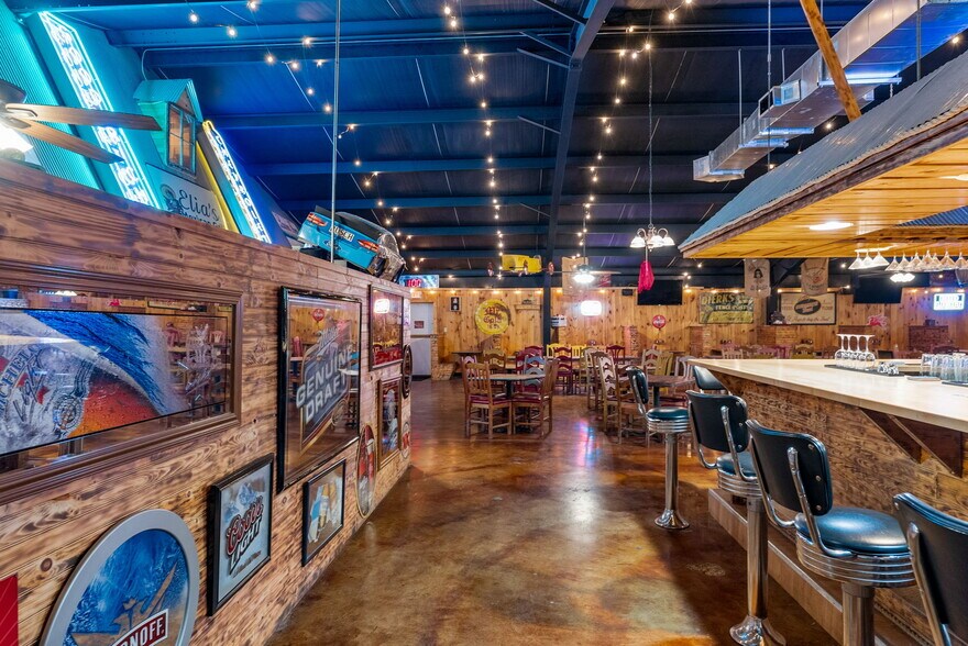 More Photos Of 3801 Happy Bend Rd, Atkins Restaurant For Sale