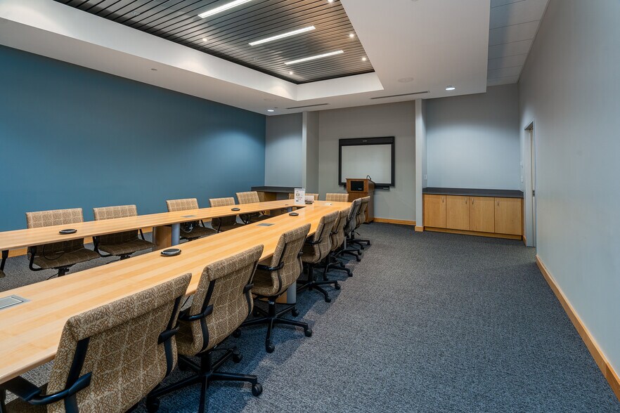 More Photos Of 5001 Meadowland Pky, Marion Office For Sale