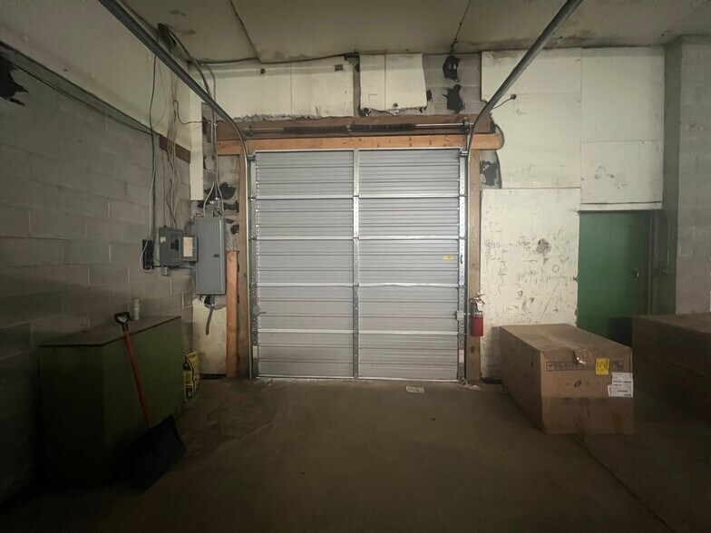 More Photos Of 1205 Spring St, Latrobe Warehouse For Sale