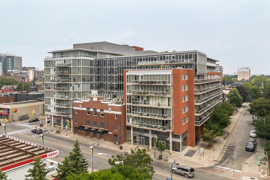 More Photos Of 453-455 Bank St, Ottawa Apartments For Lease