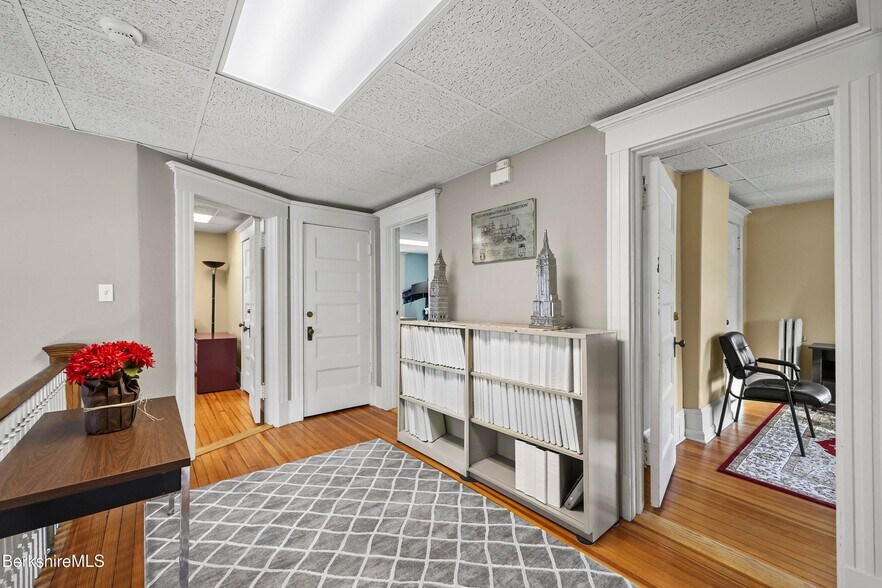 More Photos Of 92 Elm St, Pittsfield Office For Sale