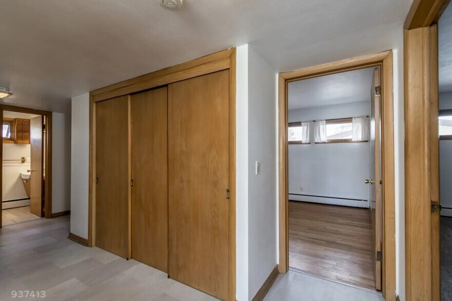 More Photos Of 417 Berwyn Dr, Madison Apartments For Sale