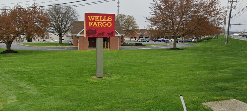 More Photos Of 4201 Oregon Pike, Ephrata Bank For Lease