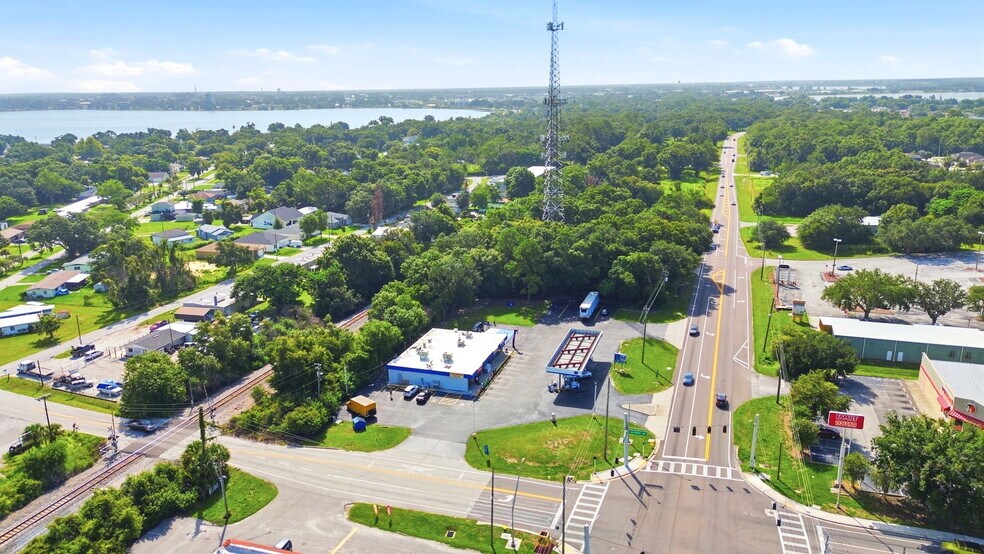 More Photos Of 2590 Recker Hwy, Winter Haven Service Station For Sale
