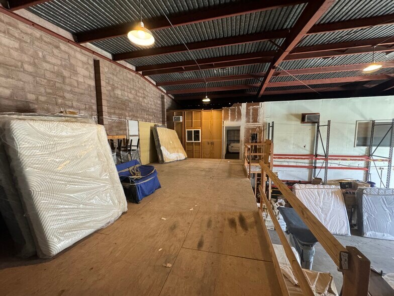 More Photos Of 1924 Homerule St, Honolulu Warehouse For Lease