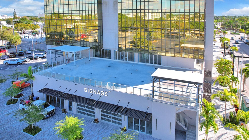 More Photos Of 1909 Tyler St, Hollywood Office For Lease