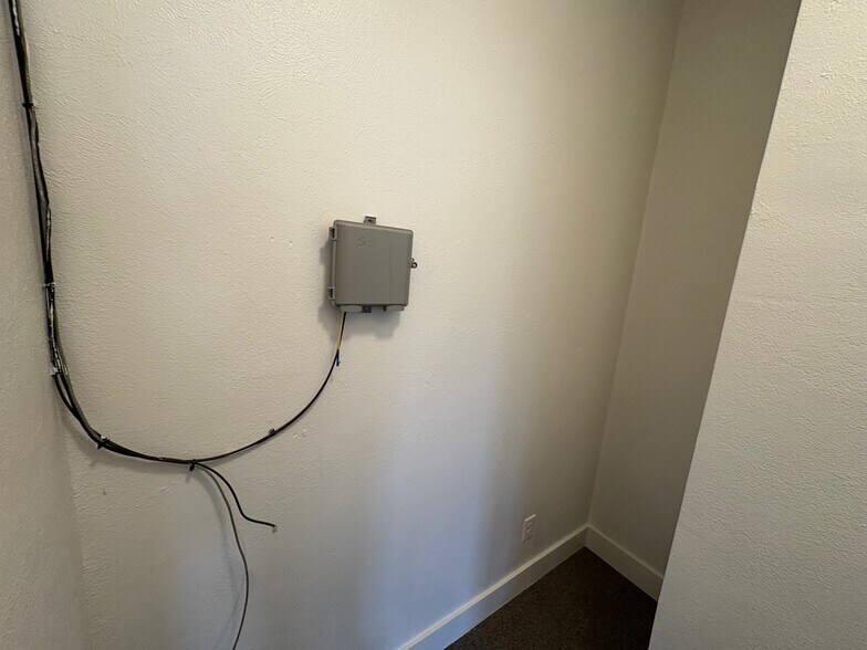 More Photos Of 1325 Shannon Rd E, Sulphur Springs Medical For Lease