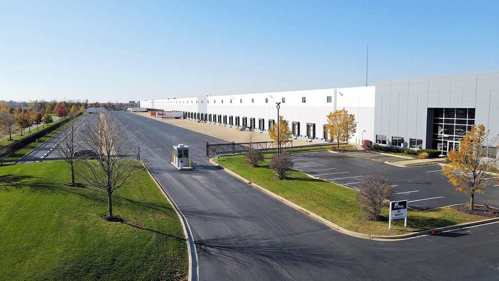 More Photos Of 18801 Oak Park Ave, Tinley Park Warehouse For Lease