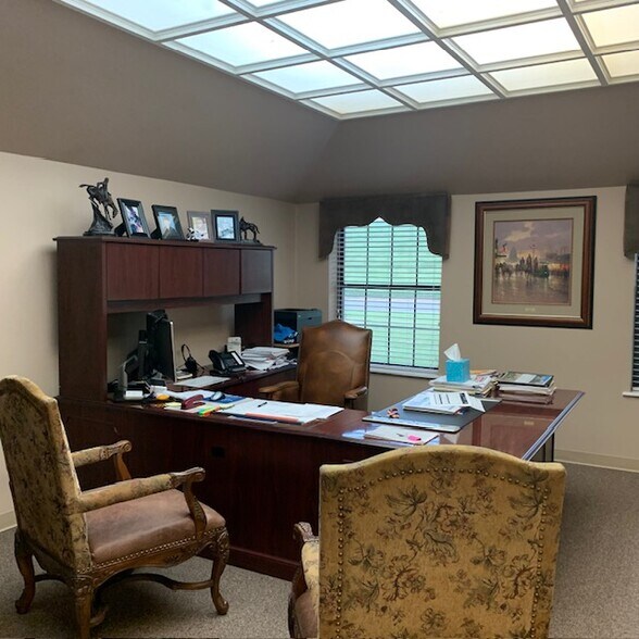 More Photos Of 4501 Northwest Freeway, Wichita Falls Loft Creative Space For Sale