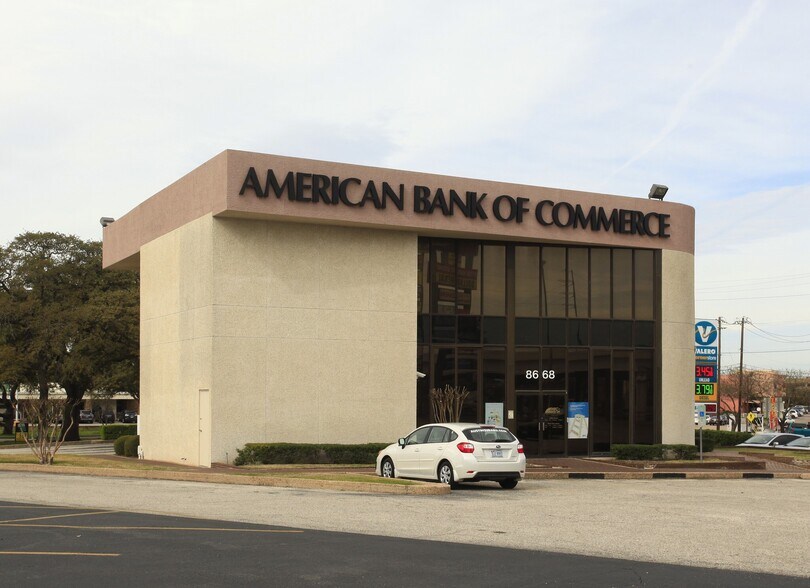 More Photos Of 8668 Spicewood Springs Rd, Austin Land For Lease