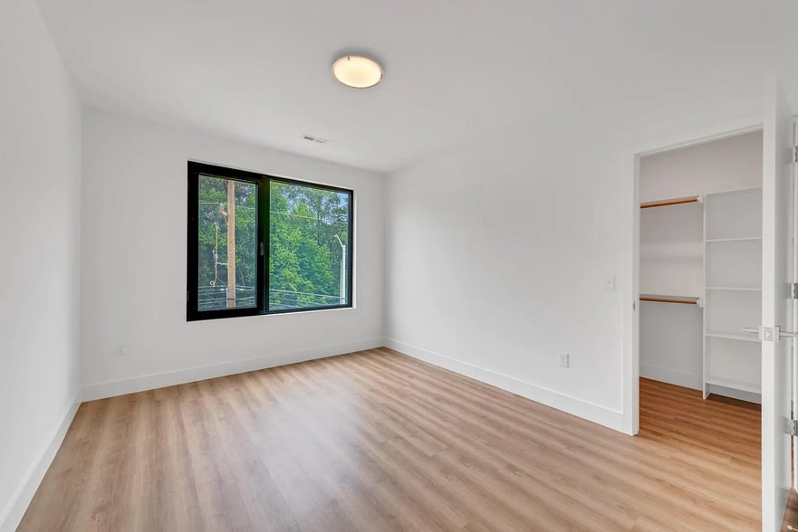 More Photos Of 1107 Nova St, Durham Apartments For Sale