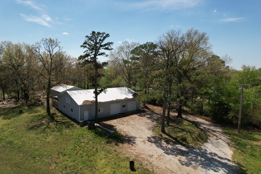 More Photos Of 2700 Ridgedale rd, Ridgedale Industrial For Sale