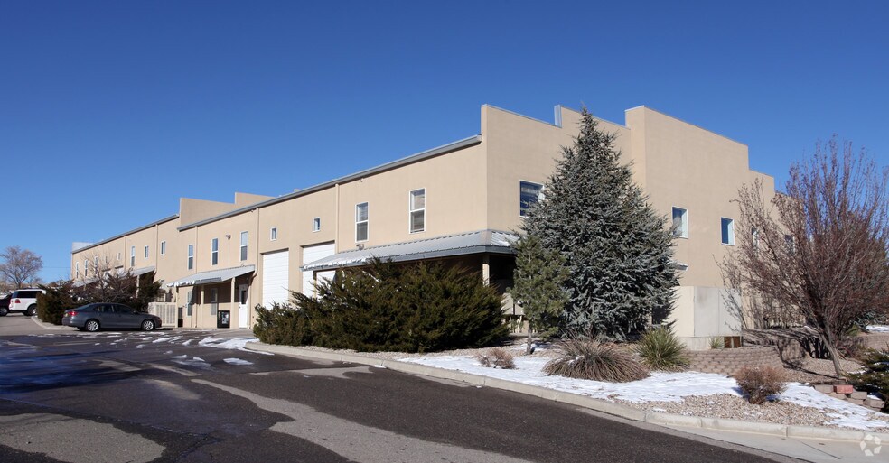 More Photos Of 21 Bisbee Ct, Santa Fe Warehouse For Lease