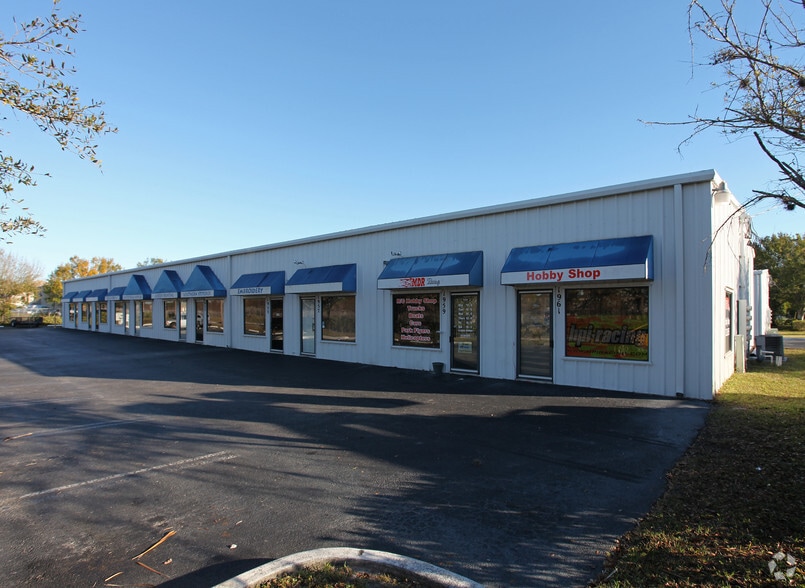 More Photos Of 1941-1961 SW South Macedo Blvd, Port Saint Lucie Light Distribution For Lease