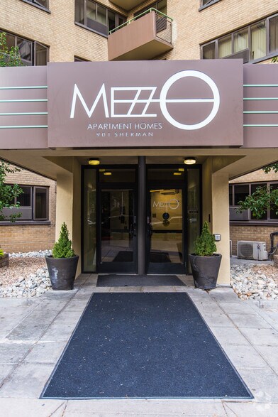 More Photos Of 901 N Sherman St, Denver Apartments For Lease
