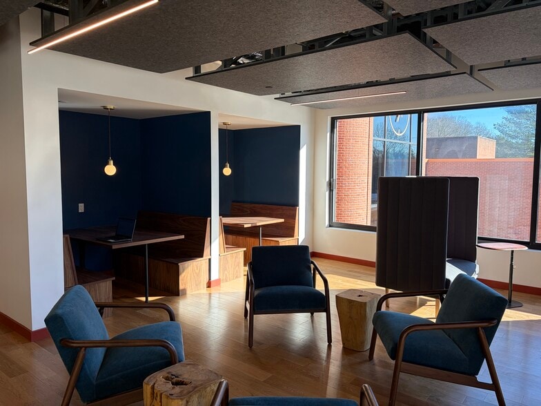 More Photos Of 200 Pemberwick Rd, Greenwich Loft Creative Space For Lease