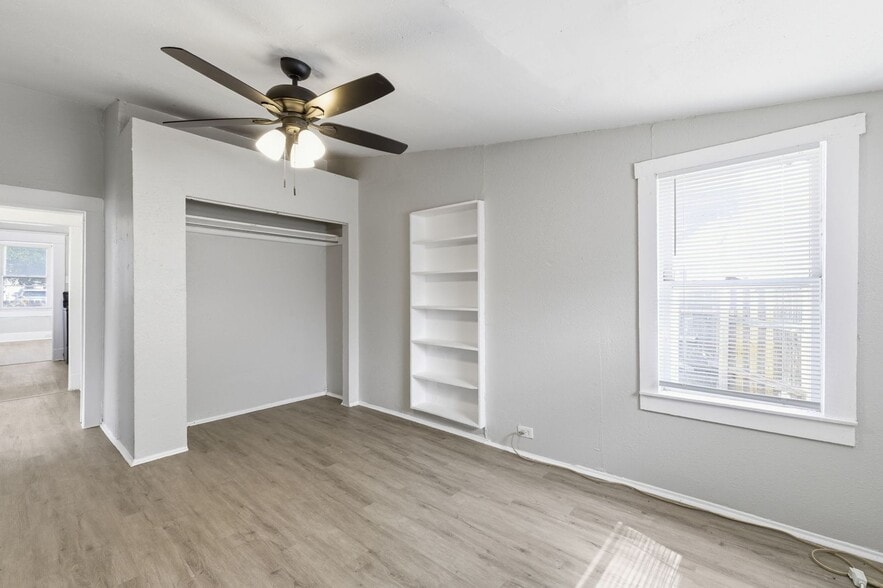 More Photos Of 214 E Huff Ave, San Antonio Apartments For Sale