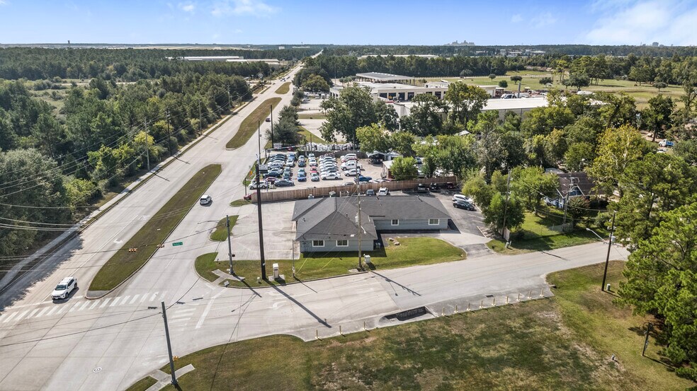 More Photos Of 20103 Aldine Westfield Rd, Humble Office For Sale