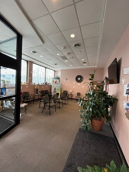 More Photos Of 225 Erdman St, Bangor Freestanding For Lease