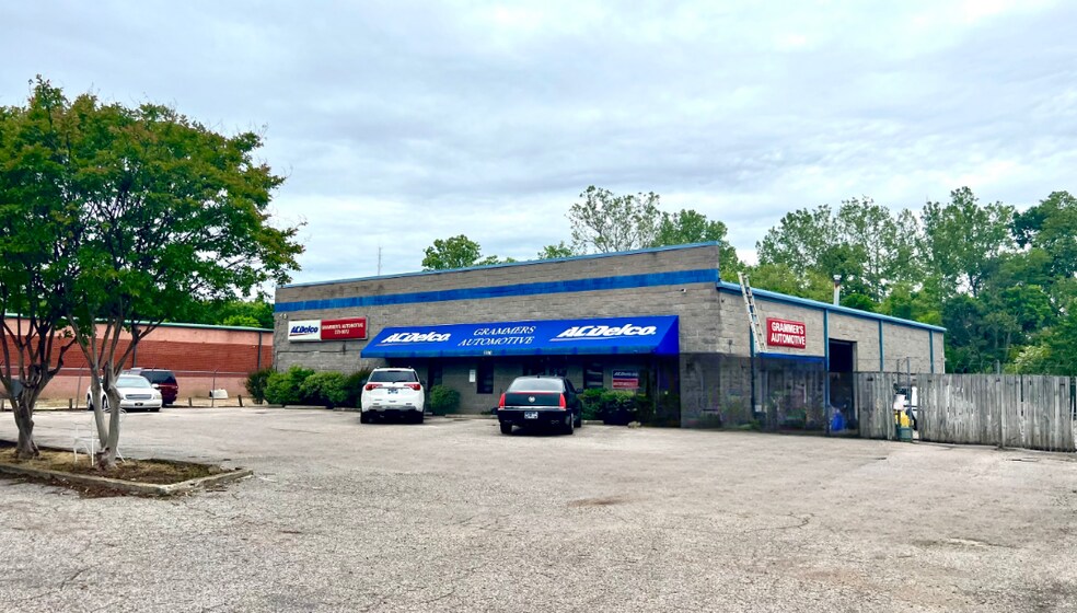More Photos Of 5180 Elmore Rd, Memphis Auto Repair For Lease