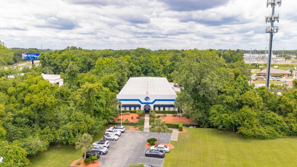 More Photos Of 3864 Leeds Ave, North Charleston Light Manufacturing For Sale