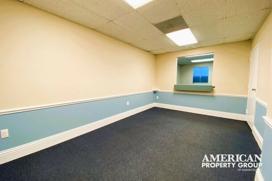 More Photos Of 201 4th Ave, Bradenton Medical For Sale