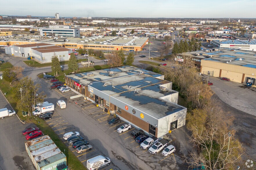 More Photos Of 920 Belfast Rd, Ottawa Flex For Lease