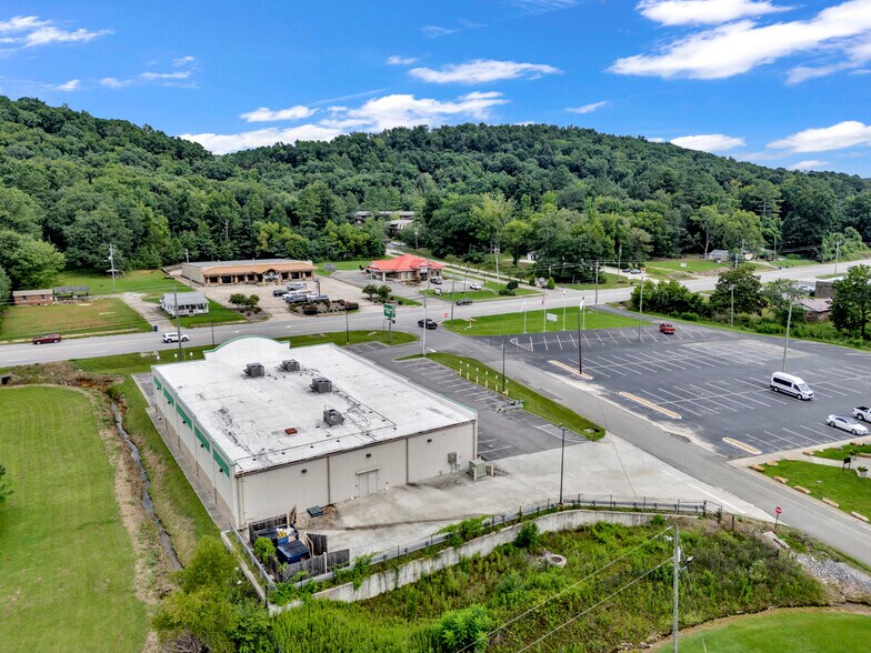 More Photos Of 2035 2nd Ave E, Oneonta Freestanding For Sale