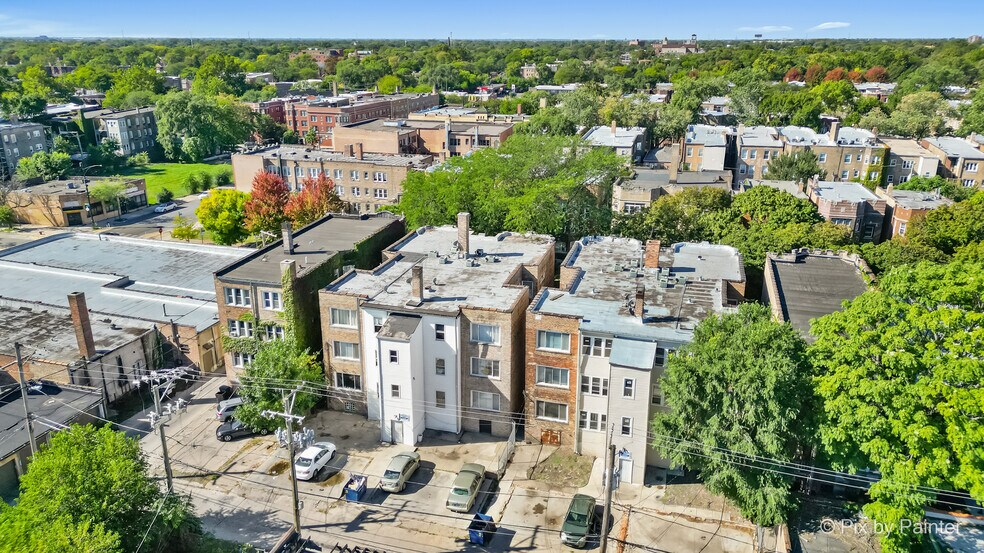 More Photos Of 7833 S Kingston Ave, Chicago Apartments For Sale