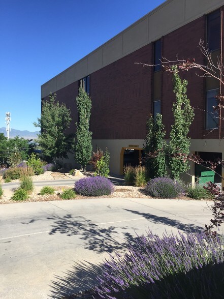 More Photos Of 1333 E 9400 S, Sandy Office For Lease