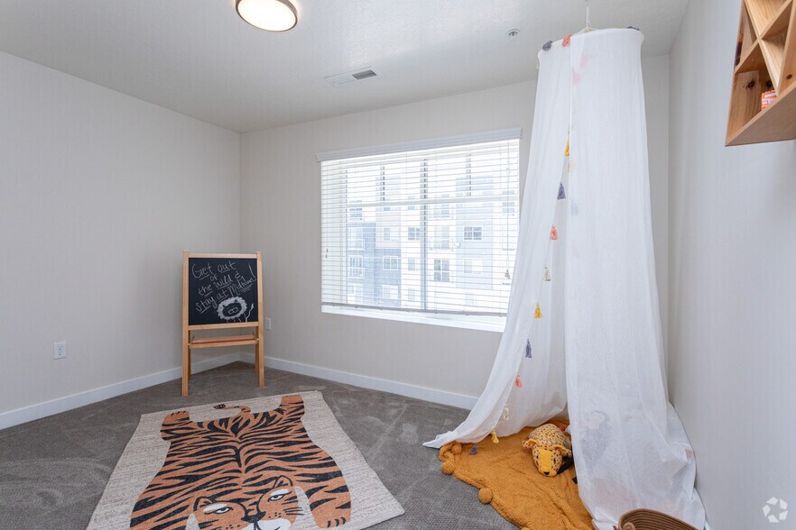 More Photos Of 360 S State St, Orem Apartments For Lease