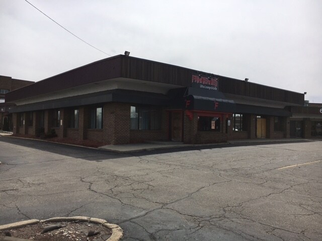 Primary Photo Of 6810 S Cedar St, Lansing Storefront Retail Office For Lease