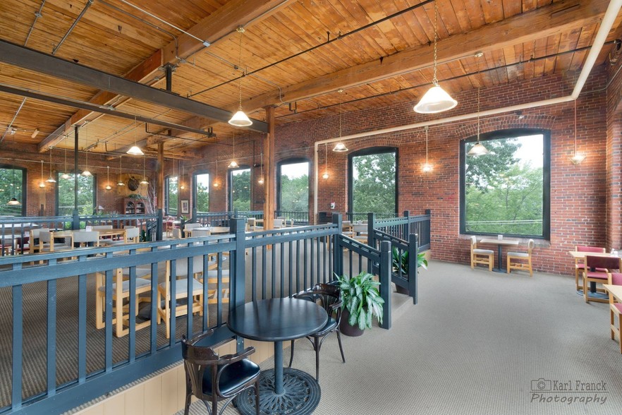 More Photos Of 10-88 Technology Way, Nashua Office For Lease