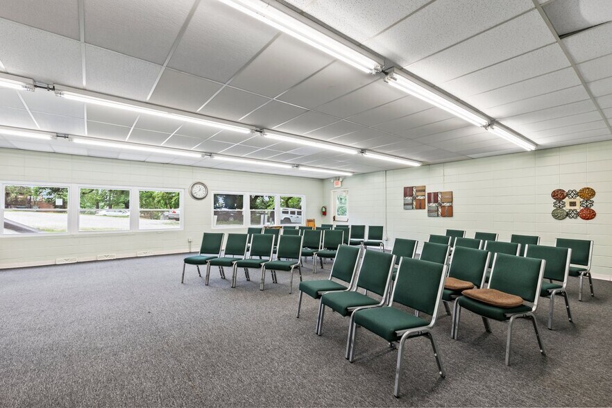 More Photos Of 1517 McCausland Ave, Saint Louis Specialty For Sale