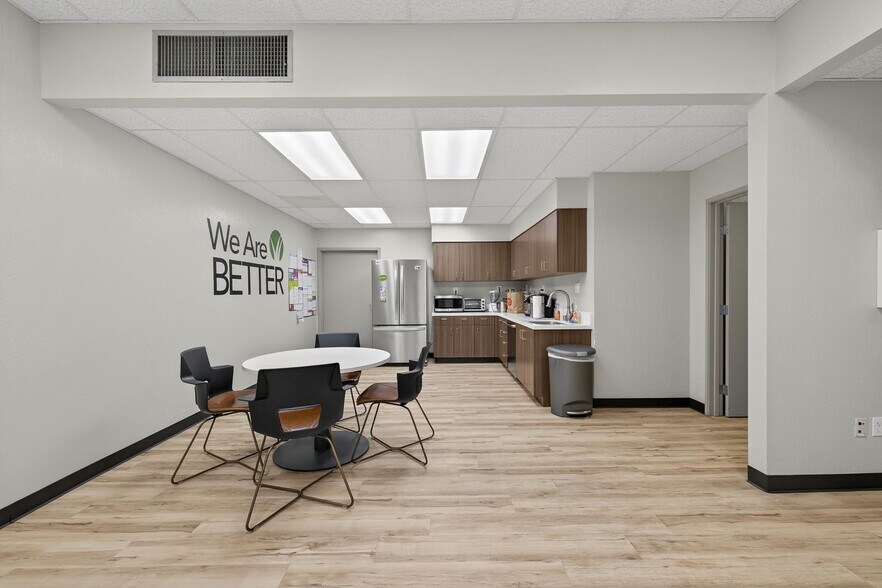 More Photos Of 1817-1819 K St, Sacramento Office For Lease