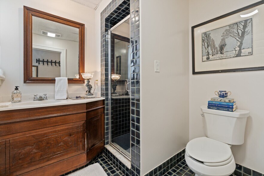 More Photos Of 11 E Philadelphia Ave, Boyertown Hospitality For Sale