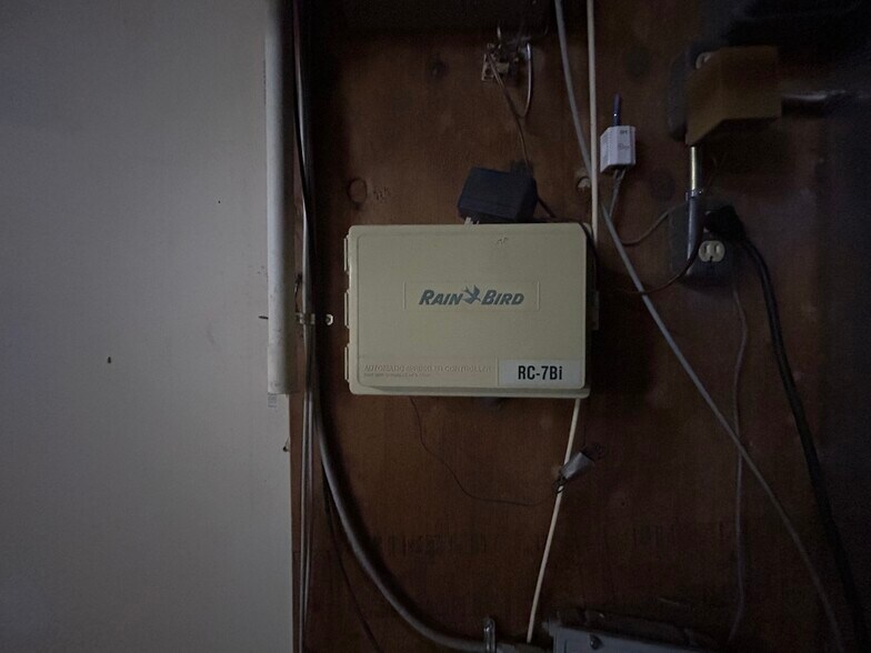 More Photos Of 3215 W Oak St, Palestine Medical For Lease