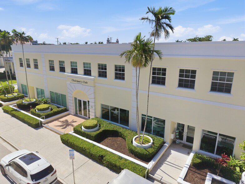 More Photos Of 220 Sunrise Ave, Palm Beach Office For Lease