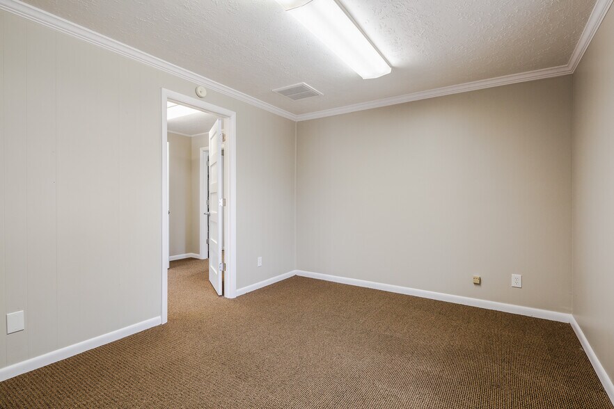 More Photos Of Hwy 50 or Tipton Street, Seymour Office For Sale