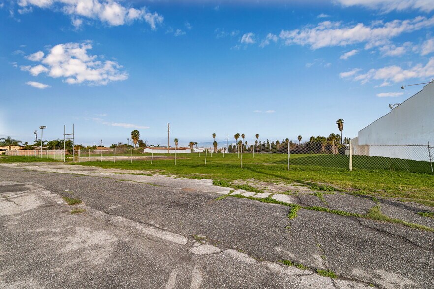 More Photos Of 7509 Arlington Ave, Riverside Land For Sale