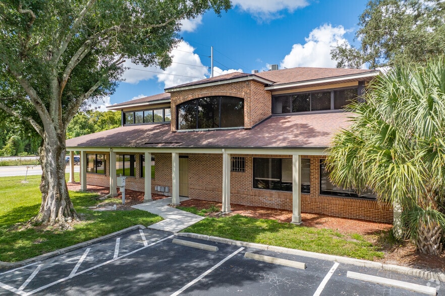 More Photos Of 2701 W Busch Blvd, Tampa Office For Sale