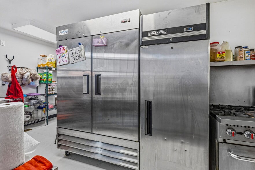 More Photos Of 925 Hendricks Dr, Lebanon Daycare Center For Sale