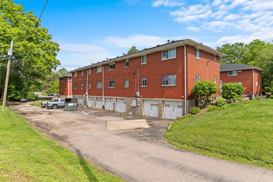 More Photos Of 820 French St, Jeffersonville Apartments For Sale