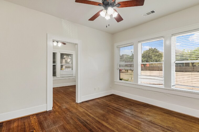 More Photos Of 1322 Yale St, Houston Office For Lease